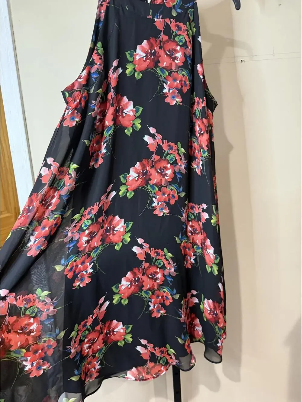 Betsey Johnson 12 Sleeveless Black Dress with Red Floral Print